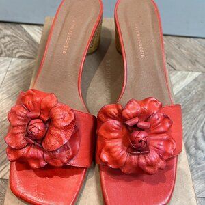 Anthropologie red flower detail mule heels size 9.5